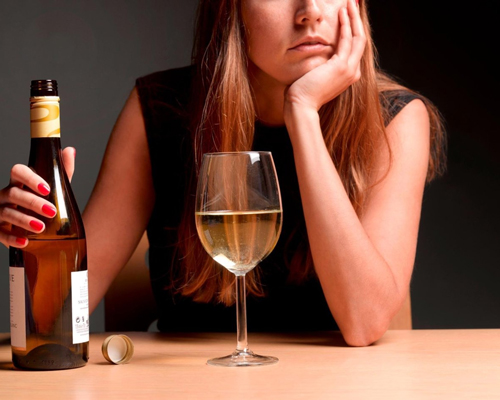 Анонимное лечение женского алкоголизма в Лянторе